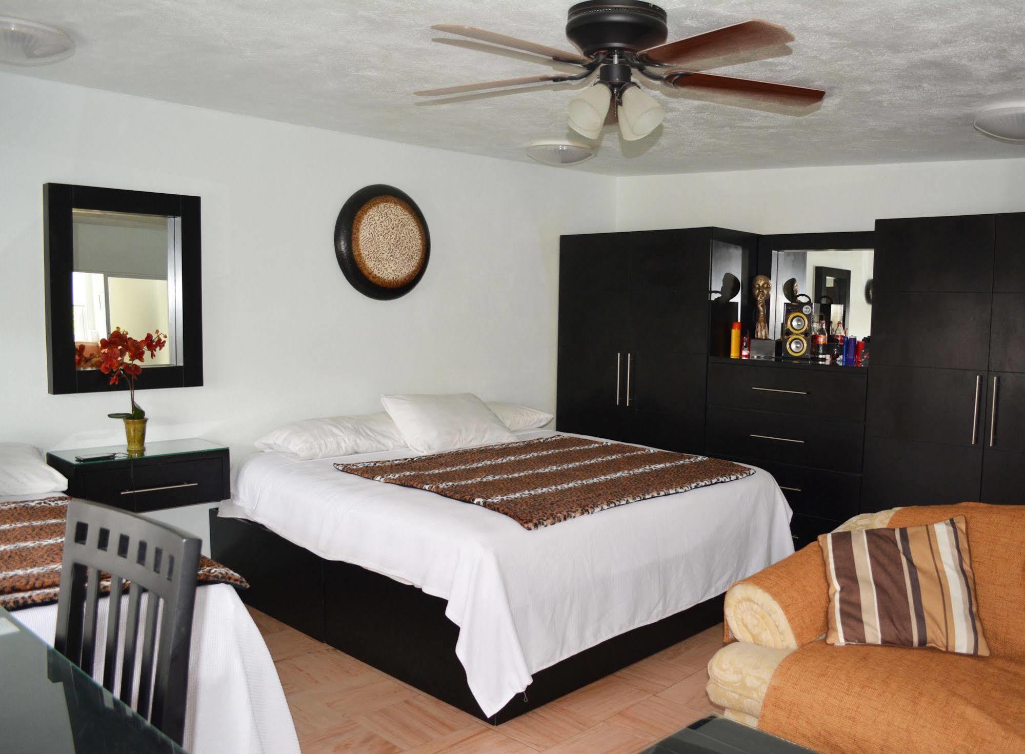 Hotel Residencia Sofia Querétaro Zewnętrze zdjęcie
