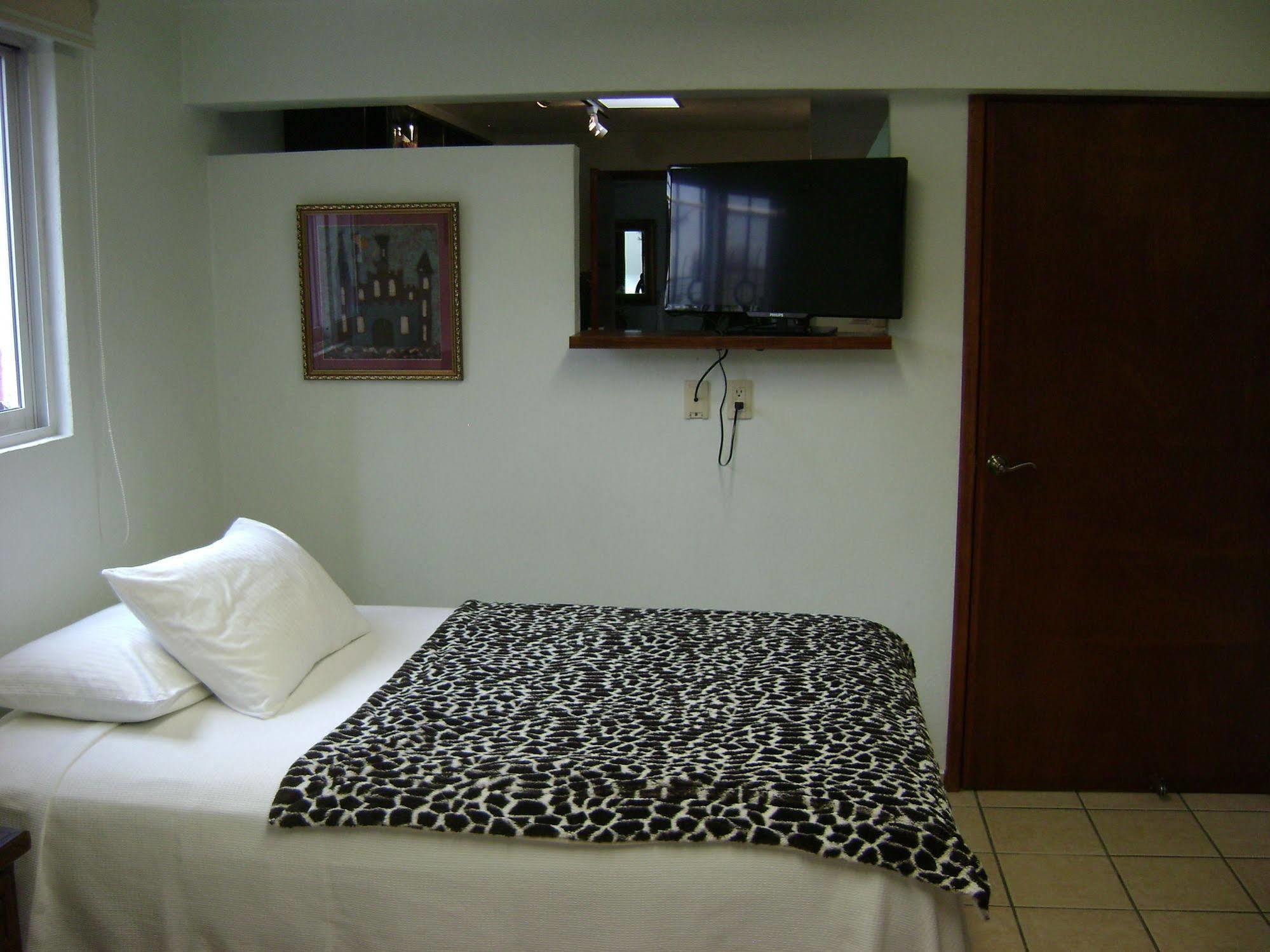Hotel Residencia Sofia Querétaro Zewnętrze zdjęcie