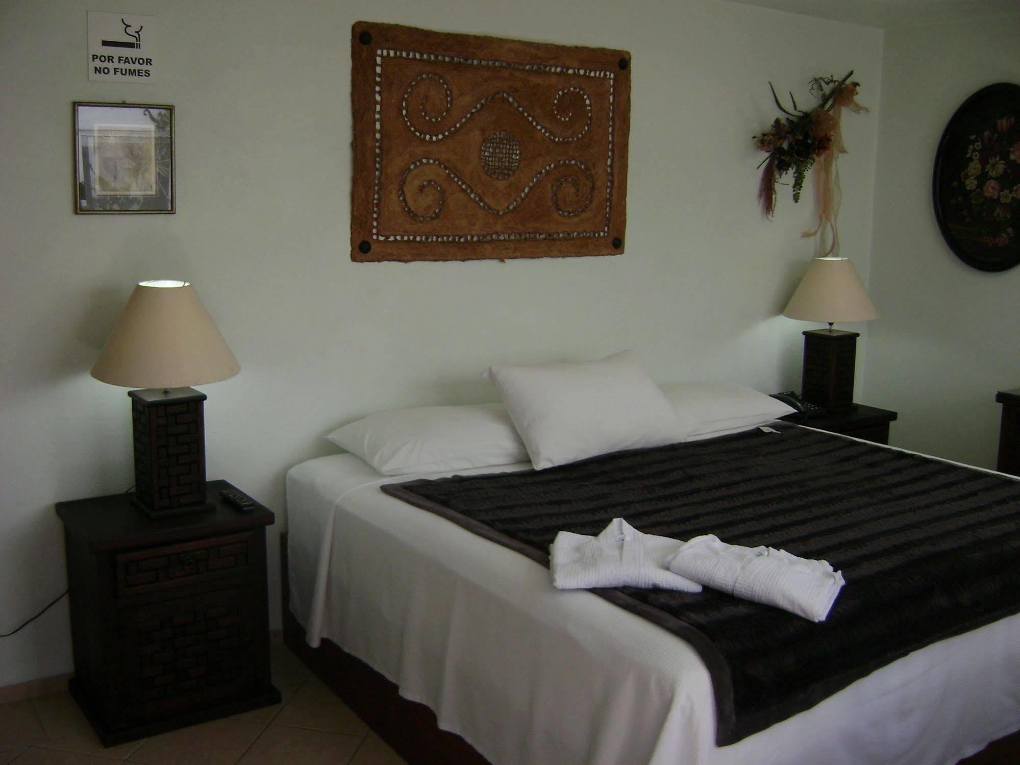 Hotel Residencia Sofia Querétaro Zewnętrze zdjęcie